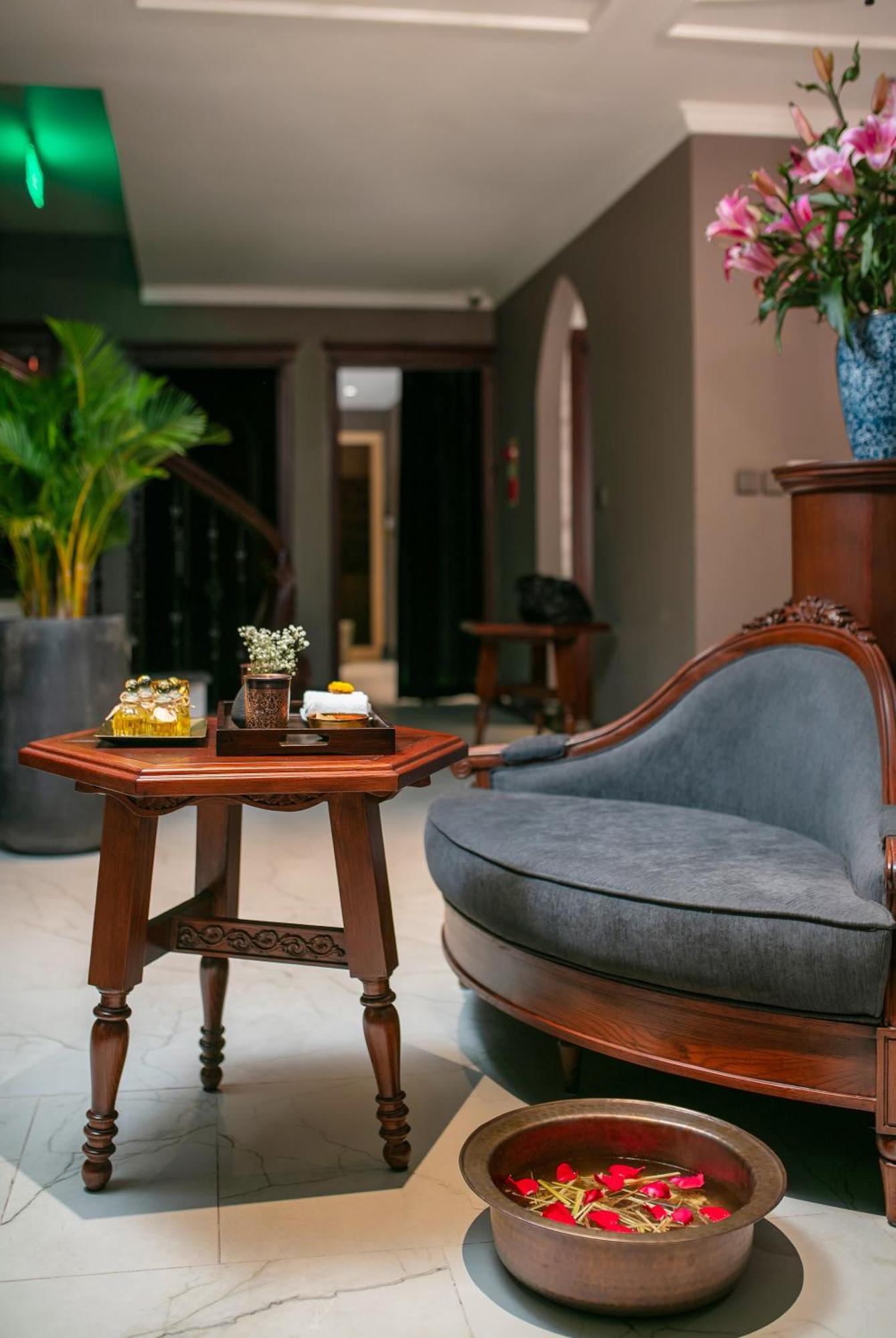 Le Chanvre Hanoi Hotel & Spa Экстерьер фото